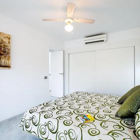 Fabulous New 2 Bedroom In Apartment Costa Adeje (Tenerife)